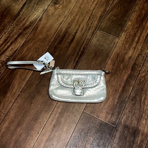 Coach wristlet - Picture 1 of 4